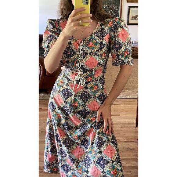 Vintage Dresses & Skirts - Vintage Patchwork Cotton Puff Sleeve Corset Midi Dress